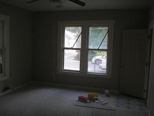 3rd image of 250 TERESA ST