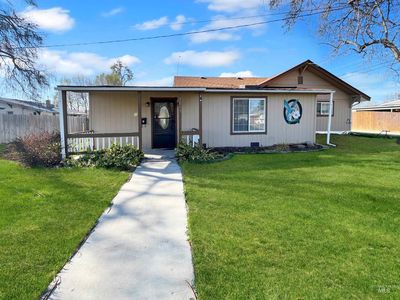 1015 E Washington Ave, Nampa, ID, 83686