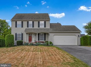 420 Golden Dr, Blandon, PA 19510