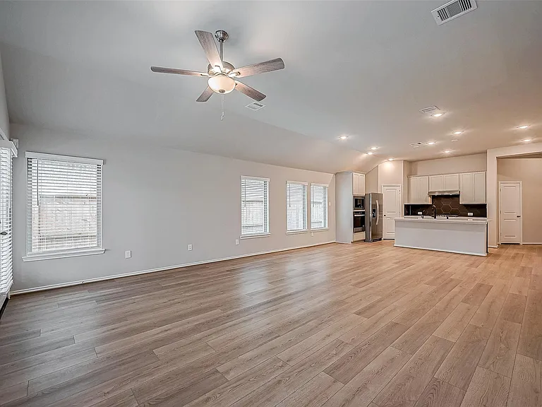 8539 International Falls Dr — Photo 10