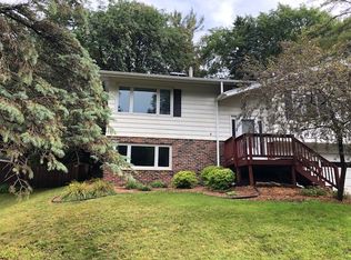 1753 11th Ave NE, Rochester, MN 55906