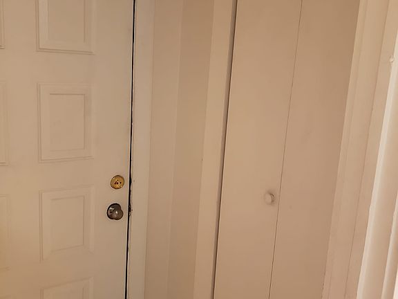 2nd image of 218 Green St #7
