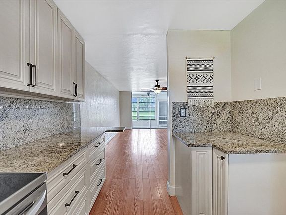 4th image of 9401 Sunrise Lakes Blvd APT 102