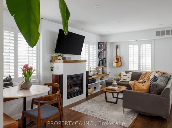 12 Sudbury St #819, Toronto, ON M6J 3W7
