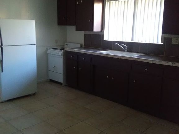 3rd image of 2120 N Treat Ave APT L