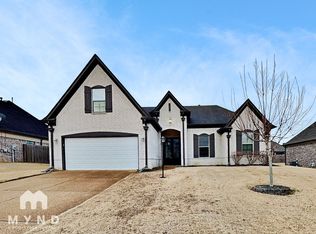50 Ridgefield Dr, Oakland, TN 38060
