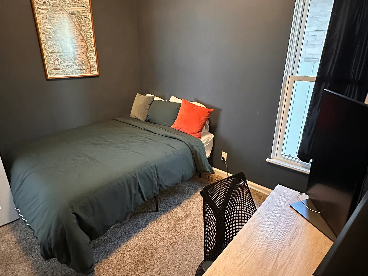 2 bed, 850 sqft, $2,400 — Photo 4
