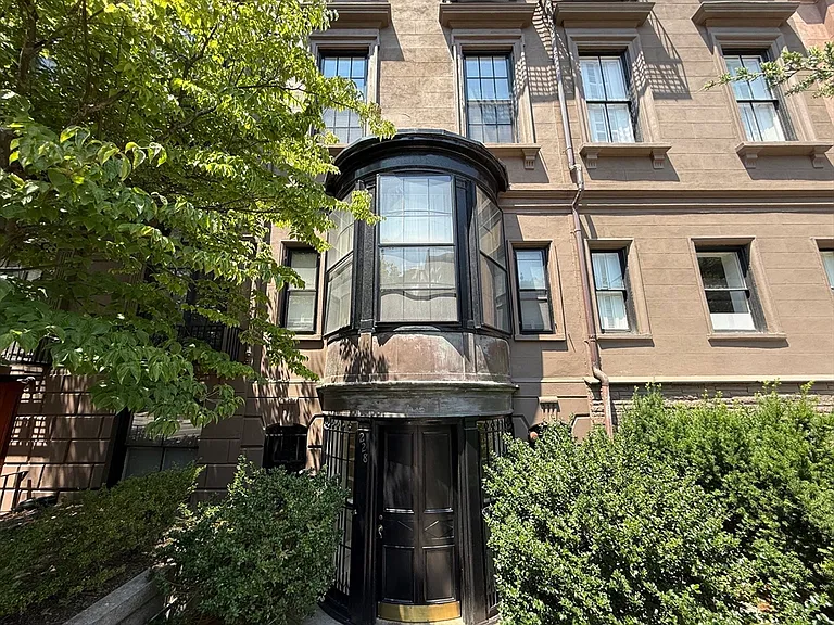 228 Beacon St #2 — Photo 8