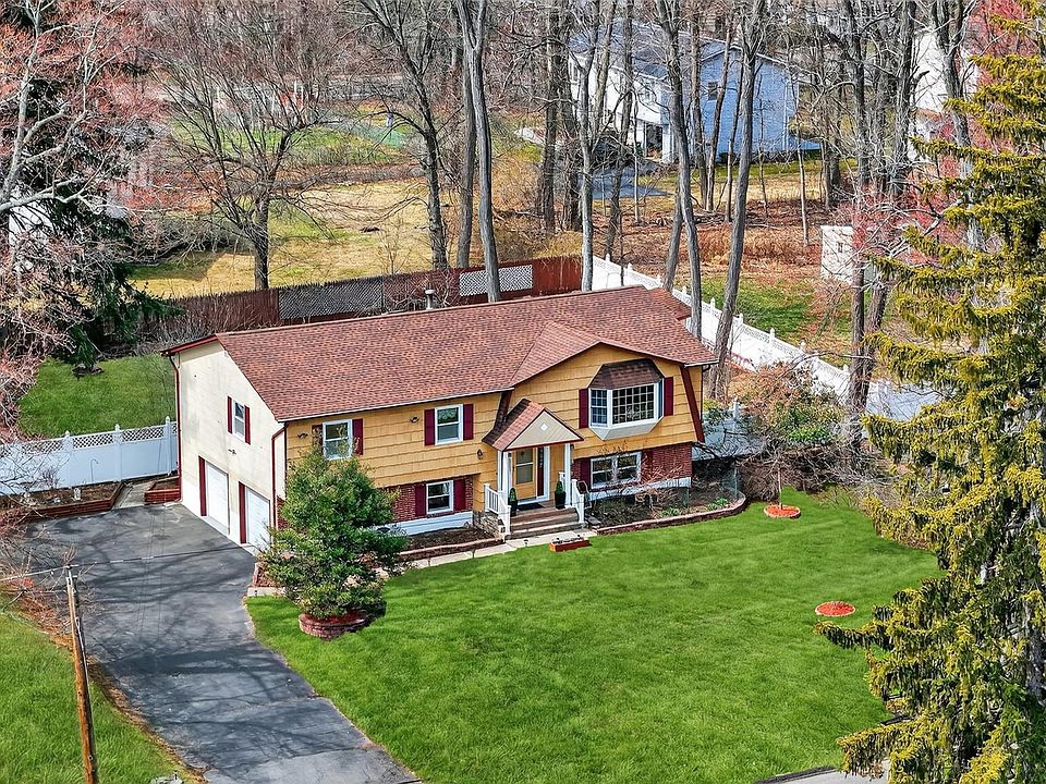 1st image of 134 Ridge Road