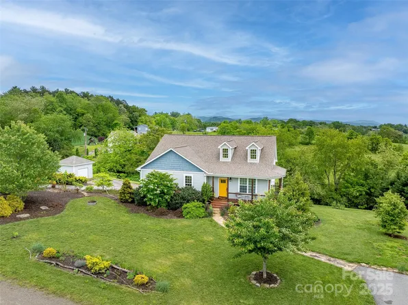 12 Paul Bridges Rd, Alexander, NC 28701