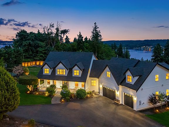 3rd image of 1830 56th Avenue NW
