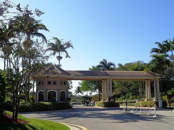 3rd image of 4018 Bluff Harbor Way