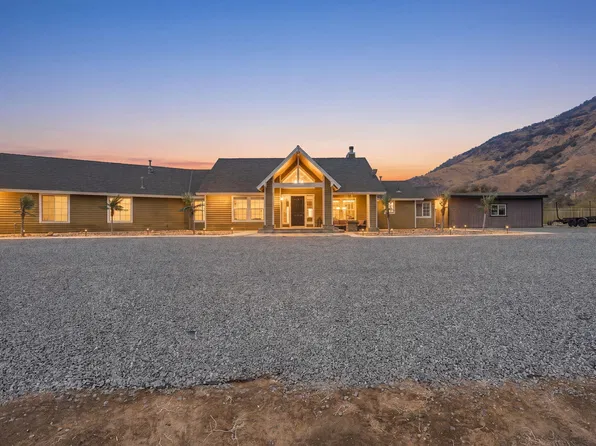 1830 N Elwood Road, Yokuts Valley, CA 93675