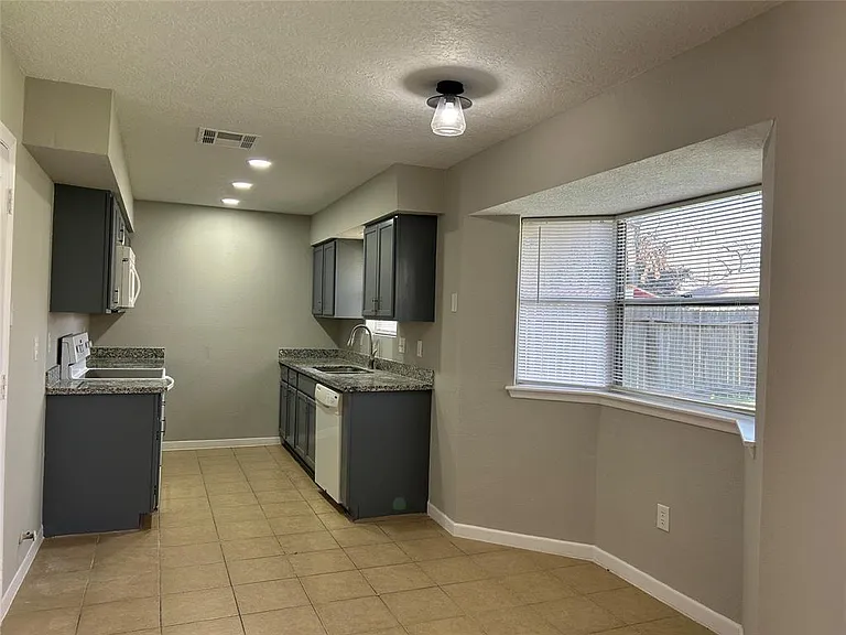 22710 Archibald Blair Ln — Photo 6