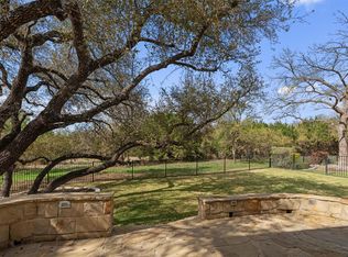 809 Armstrong Dr, Georgetown, TX 78633