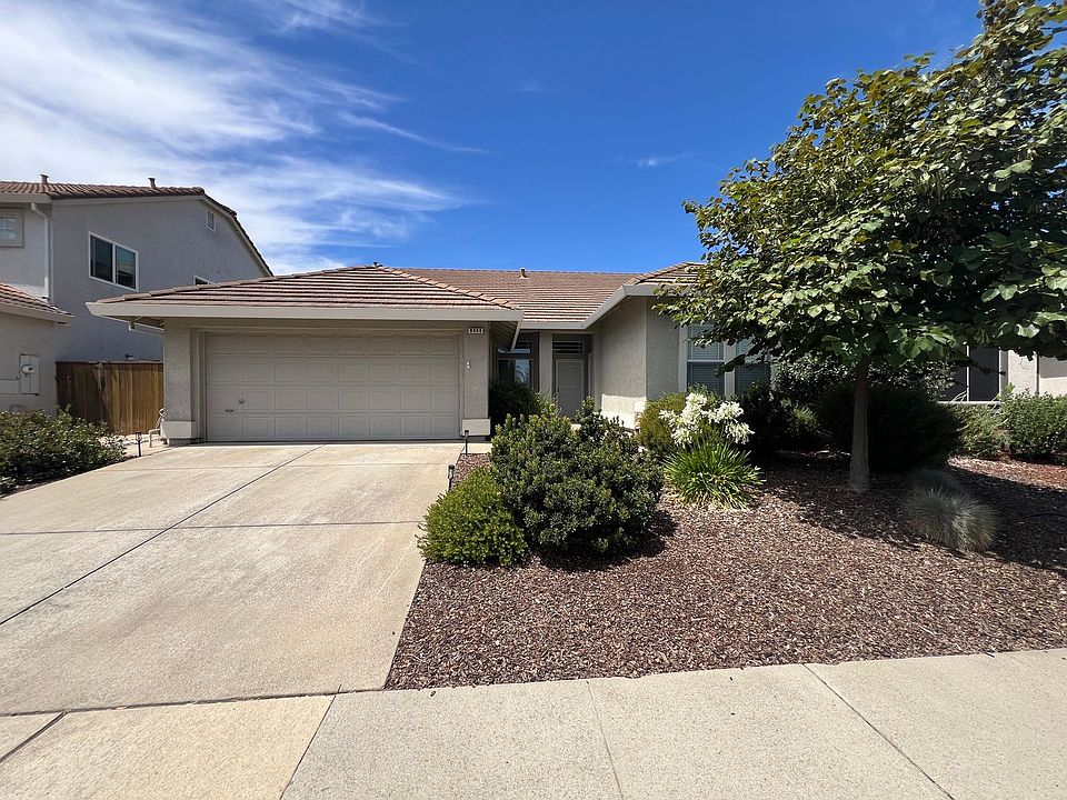 1st image of 8988 Sierra Nevada Way