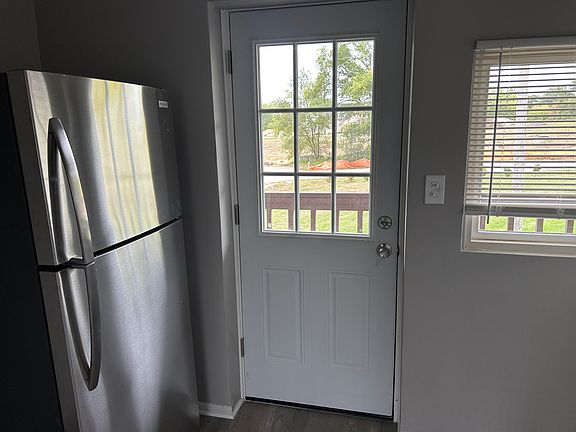 3rd image of 8200 Woodland Shore Dr APT 7