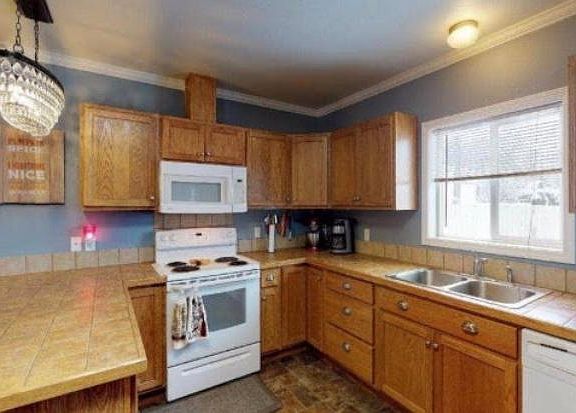 Working appliances, garbage disposal