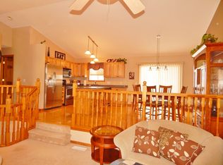 5346 Kahl Ave NE, Albertville, MN 55301