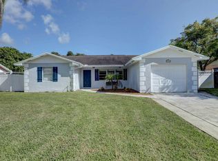 1563 NE 25th Ter, Jensen Beach, FL 34957
