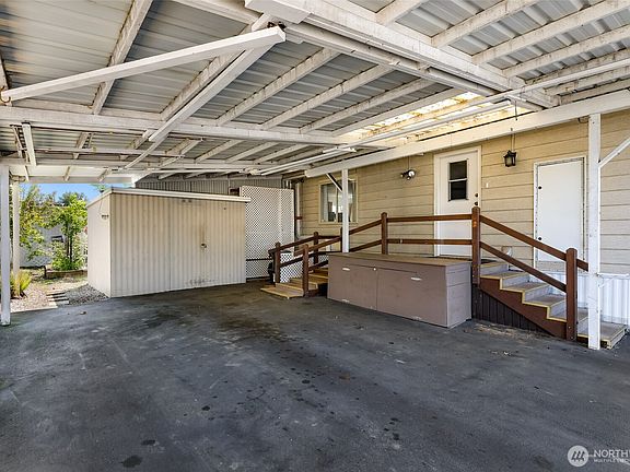 3rd image of 1200 Lincoln Street #406