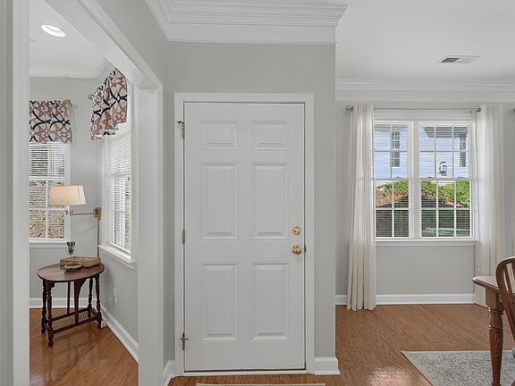 5th image of 1029 Bristlecone Ln