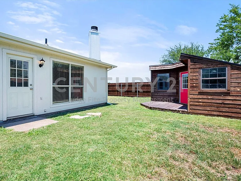 1529 Bluewater Dr — Photo 27