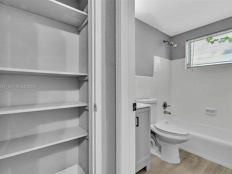 934 Meridian Ave #6 — Photo 12