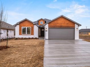 441 Haven St, Yukon, OK 73099