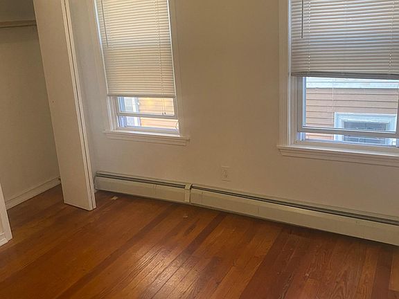 4th image of 36 Carrington Ave Floor 2