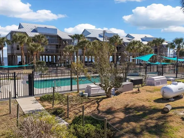 11 Old Mill Dr UNIT 9-C, Cedar Key, FL 32625