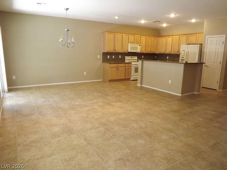 2188 Sawtooth Mountain Dr — Photo 4