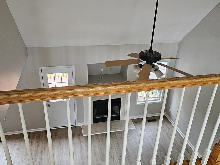 1032 Oakhall Dr — Photo 25