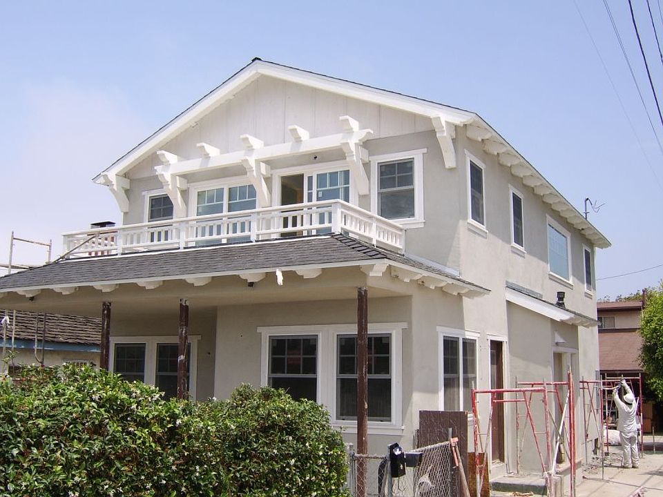 1st image of 1071 Avenue D