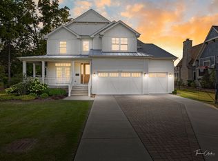 4720 Cumnor Rd, Downers Grove, IL 60515