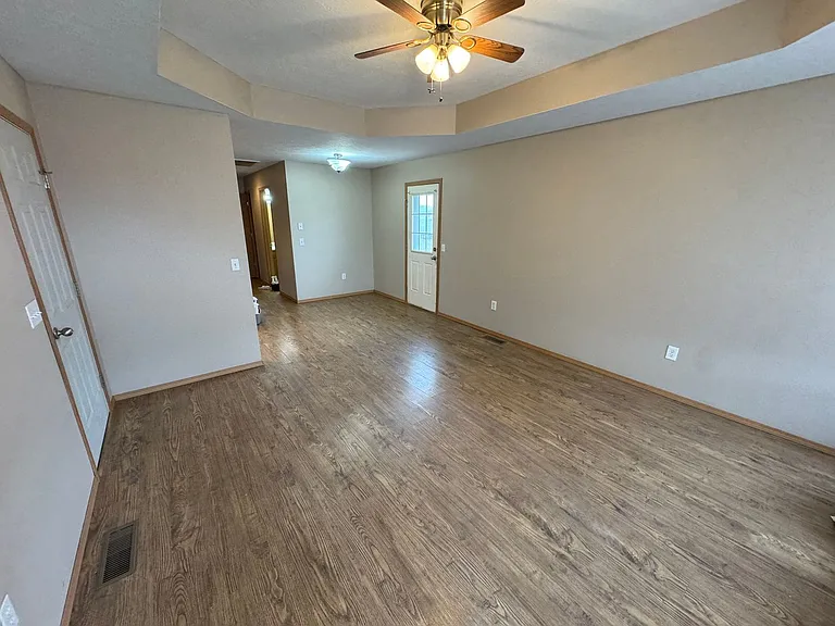 604B W Kimberly Ct — Photo 7