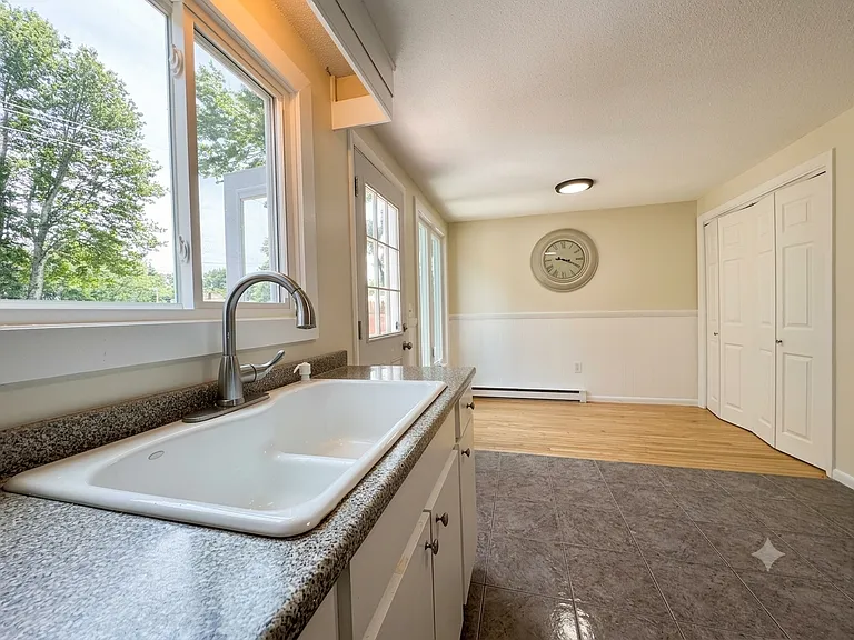 3 Villa Rd — Photo 4