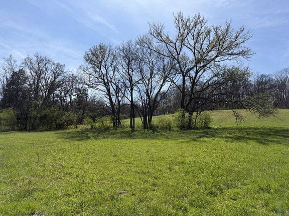 3rd image of 23 Fly Rd