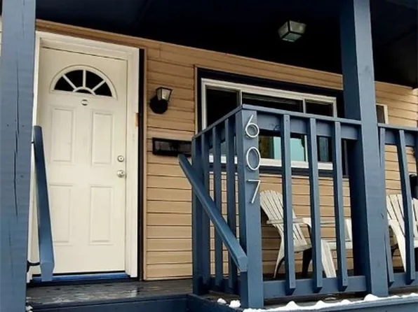 607 Foreland St E, Pittsburgh, PA 15212