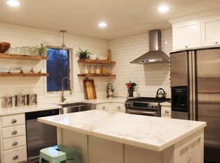 9 Colonial Dr, Kennebunk, ME 04043