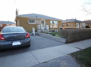 18 Independence Dr, Toronto, ON M1K 3R8