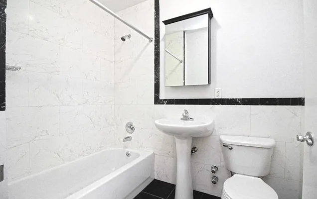 Rented by EXR | media 21