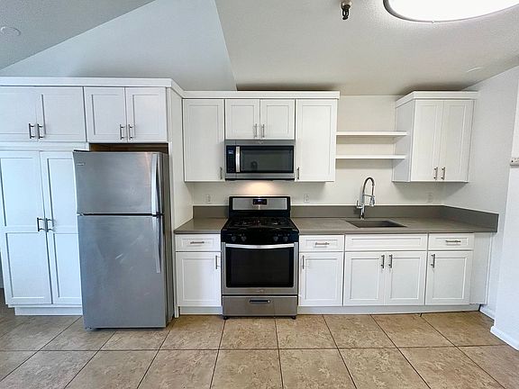 4th image of 5615 Carpinteria Ave APT 213