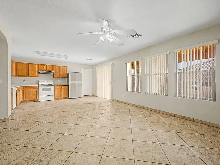 15994 N 135th Dr — Photo 12