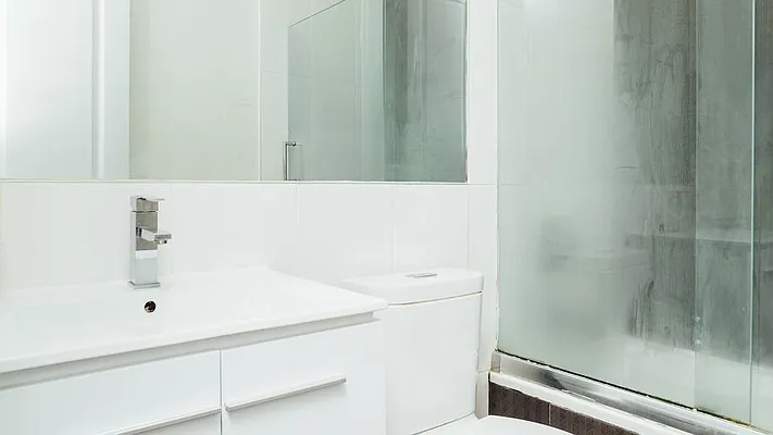 Rented by Nooklyn NYC LLC | media 31