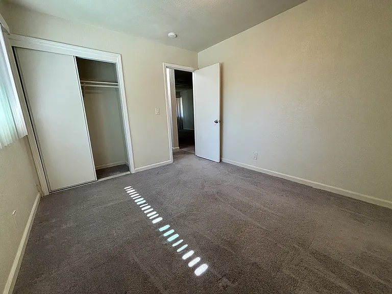 1200 Edsel Dr #4 — Photo 19