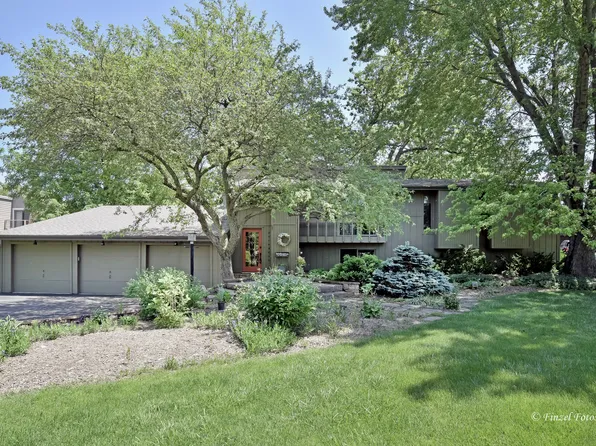 (undisclosed Address), McHenry, IL 60051