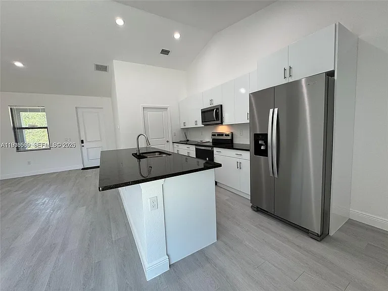 6018 Acorn Cir — Photo 9