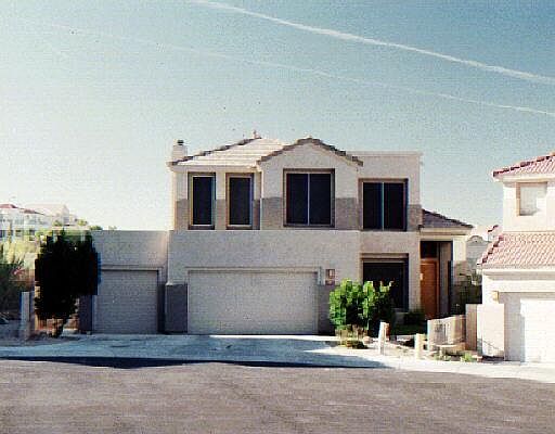 1st image of 1261 E VOLTAIRE Avenue #DEN