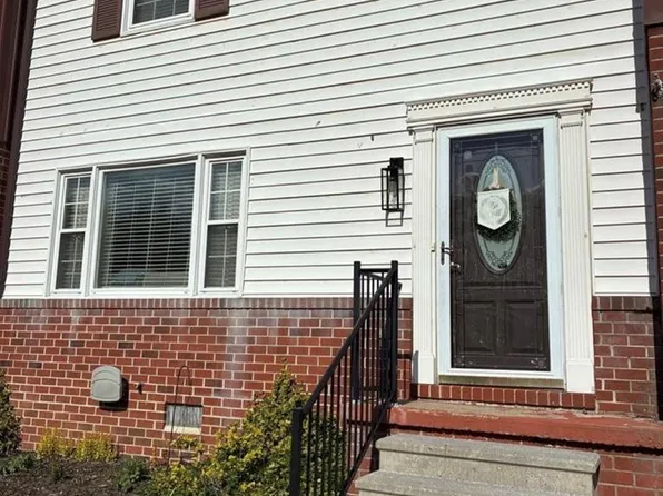 327 Jasper Dr, Beckley, WV 25801